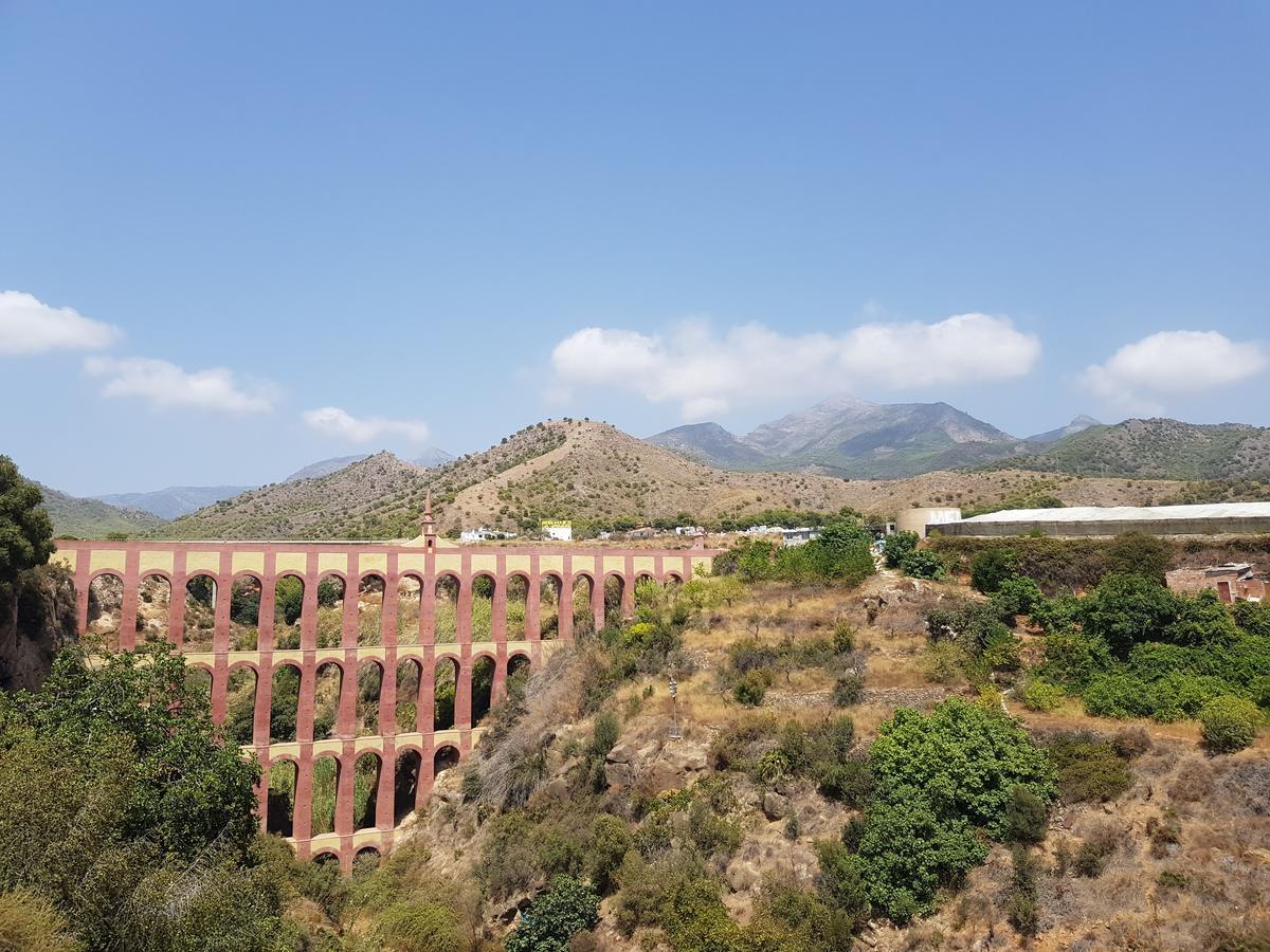 Villa - Zeezicht, Zwembad Nerja Exterior foto