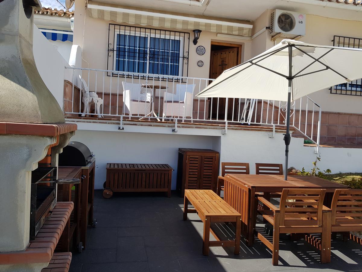 Villa - Zeezicht, Zwembad Nerja Exterior foto
